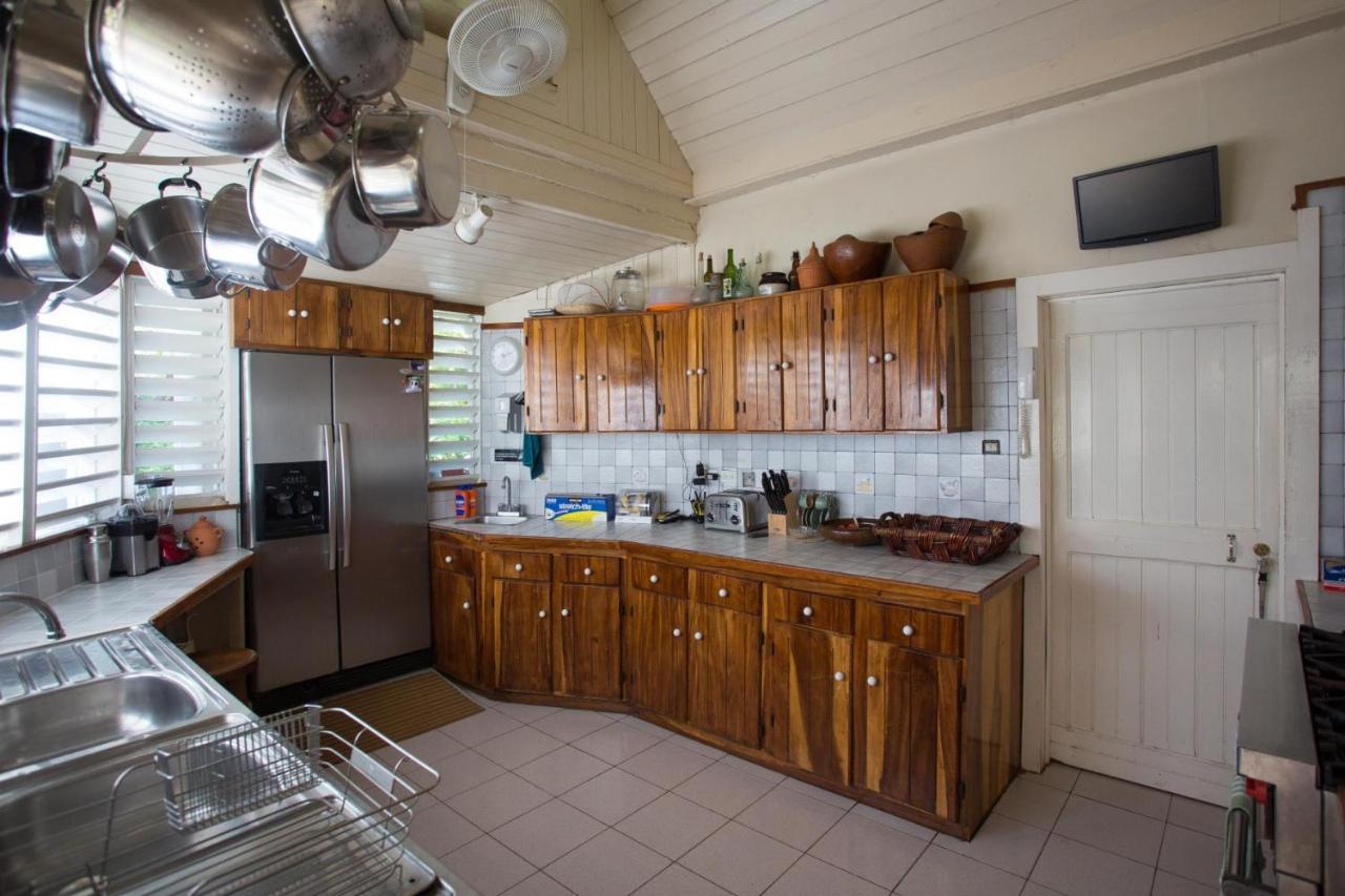 Llantrissant Beachcliff Villa نيغريل المظهر الخارجي الصورة