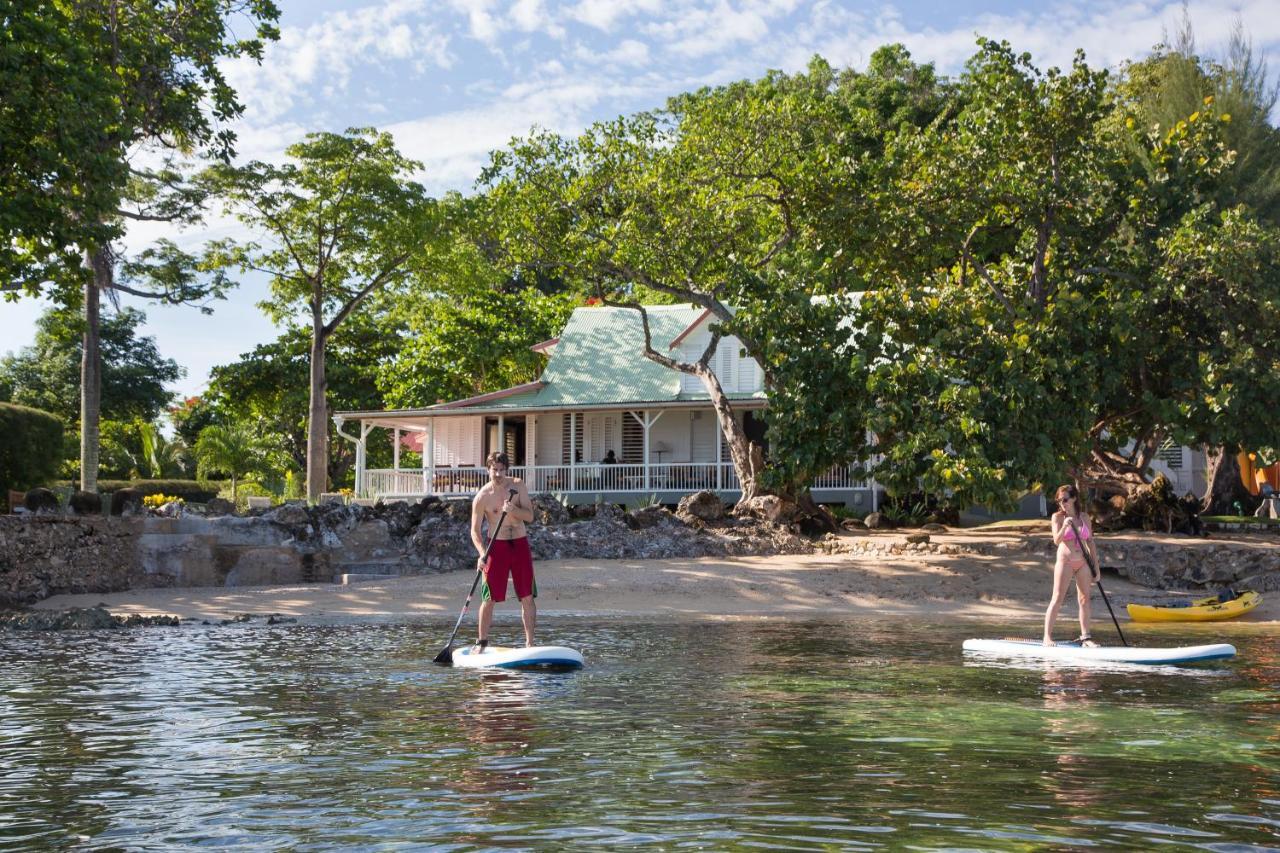 Llantrissant Beachcliff Villa نيغريل المظهر الخارجي الصورة