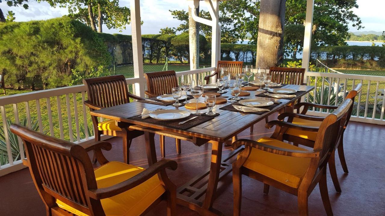 Llantrissant Beachcliff Villa نيغريل المظهر الخارجي الصورة